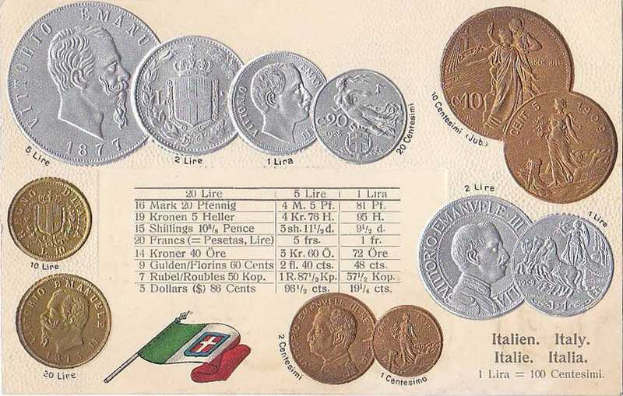 Eine Sammlung italienischer Münzen von 1877-1910, darunter mehrere 20-Lire-Münzen, in einer Reihe mit Text und Porträts, neben zwei Flaggen, darunter die italienische Flagge.