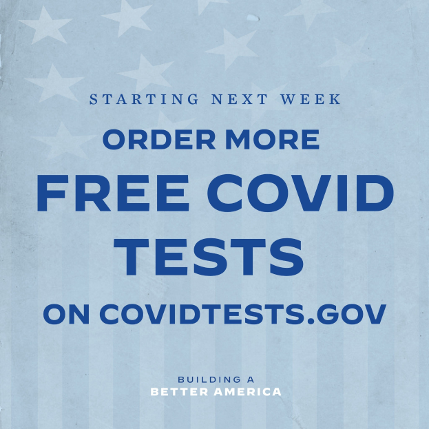 Plakat mit fetter weißer Schrift auf blauem Hintergrund, das "Ab nächster Woche bestellen Sie mehr kostenlose Covid-Tests auf CovidTests.gov." anzeigt.