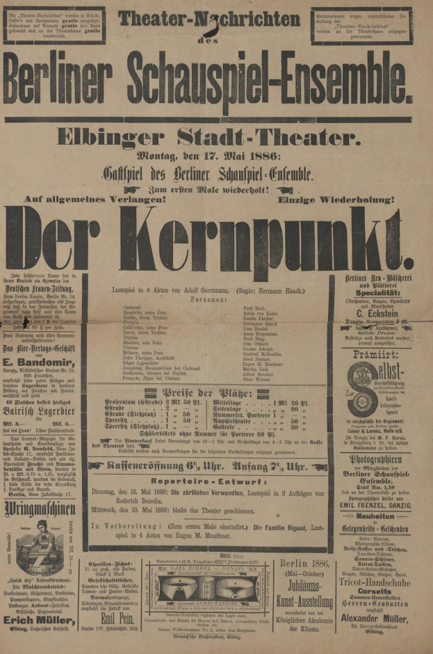 Schwarze-weiße Zeitungsanzeige für das Berliner Schauspiel-Ensemble mit einem Mann im Anzug und Krawatte, mit Text, der das Ereignis beschreibt.