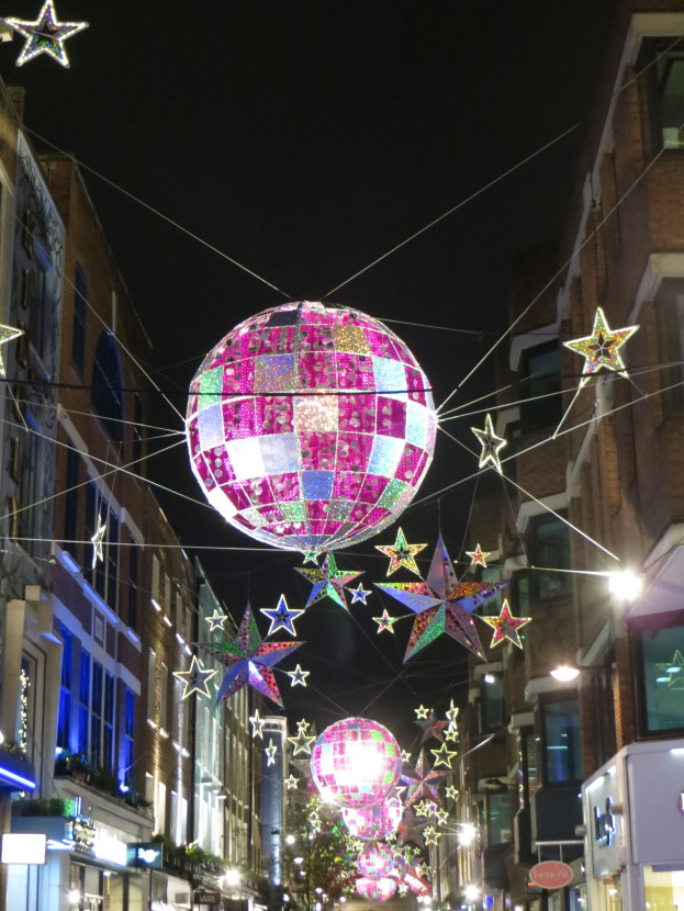 Ramadan und Fastenzeit beginnen - Illumination in Frankfurt